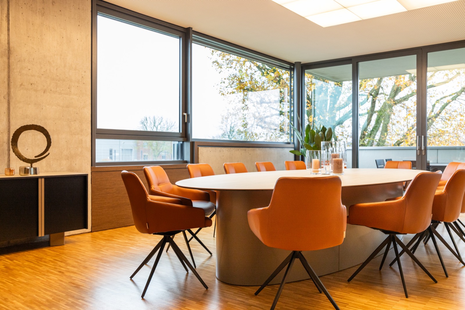 Besprechungsraum in den Räumen der Kamberi Group in Fulda